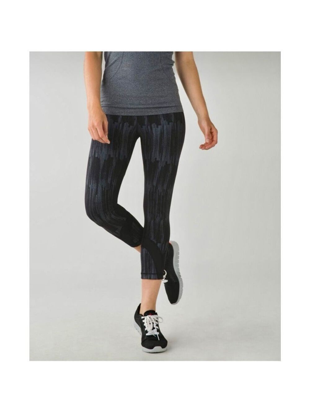 Lululemon Run Top Speed Crop Leggings Scratch Match Black Multi Size 10